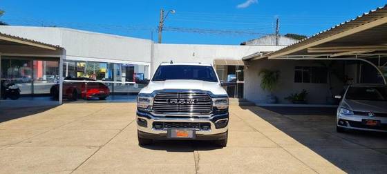 RAM 2500 6.7 I6 TURBO DIESEL LARAMIE CD 4X4 AUTOMÁTICO RAM 2500 6.7 I6 TURBO DIESEL LARAMIE CD 4X4 AUTOMÁTICO